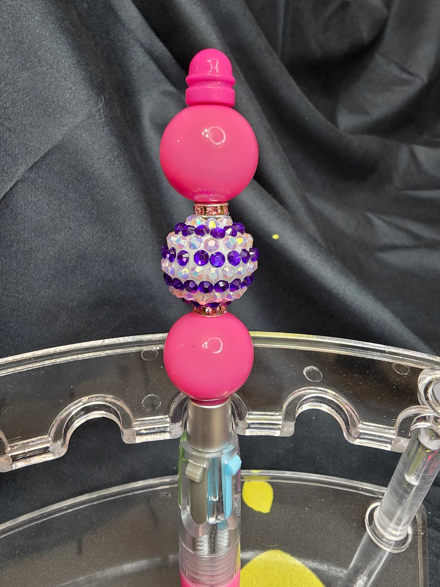 Multi-ink bubblegum beaded pens