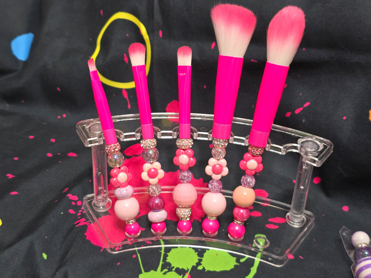 Bubblegum beaded makeup brushes