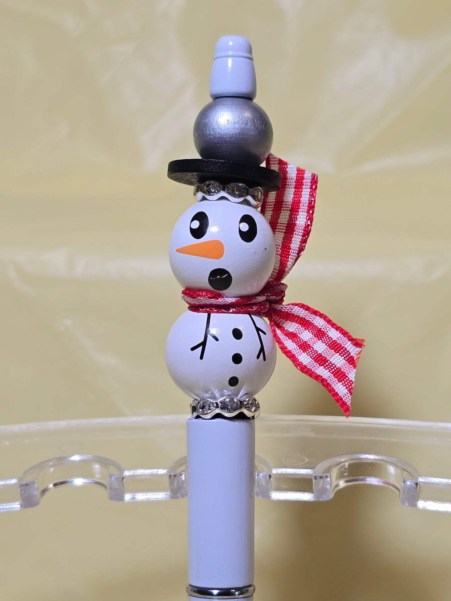 Snowman pens