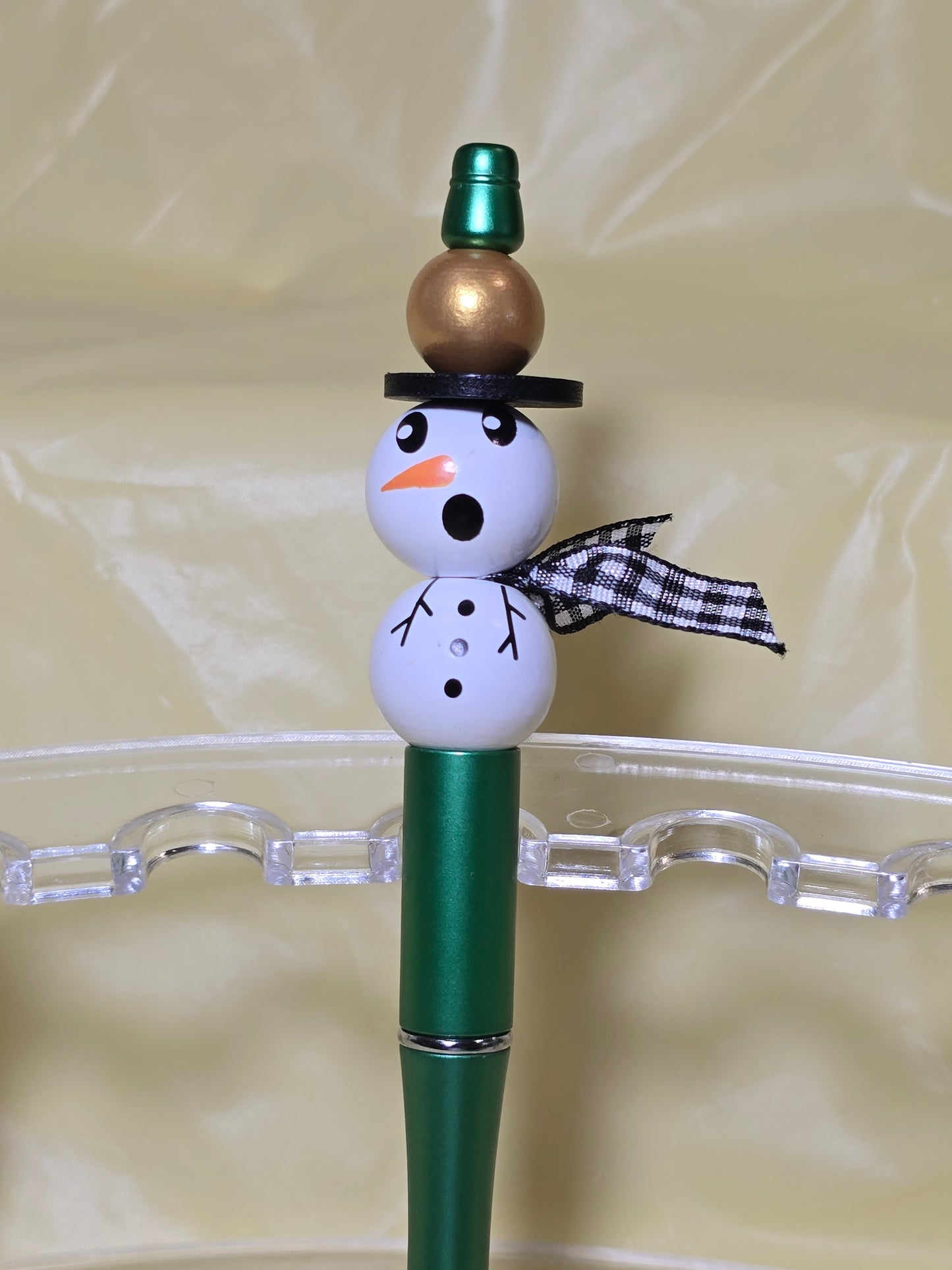 Snowman pens