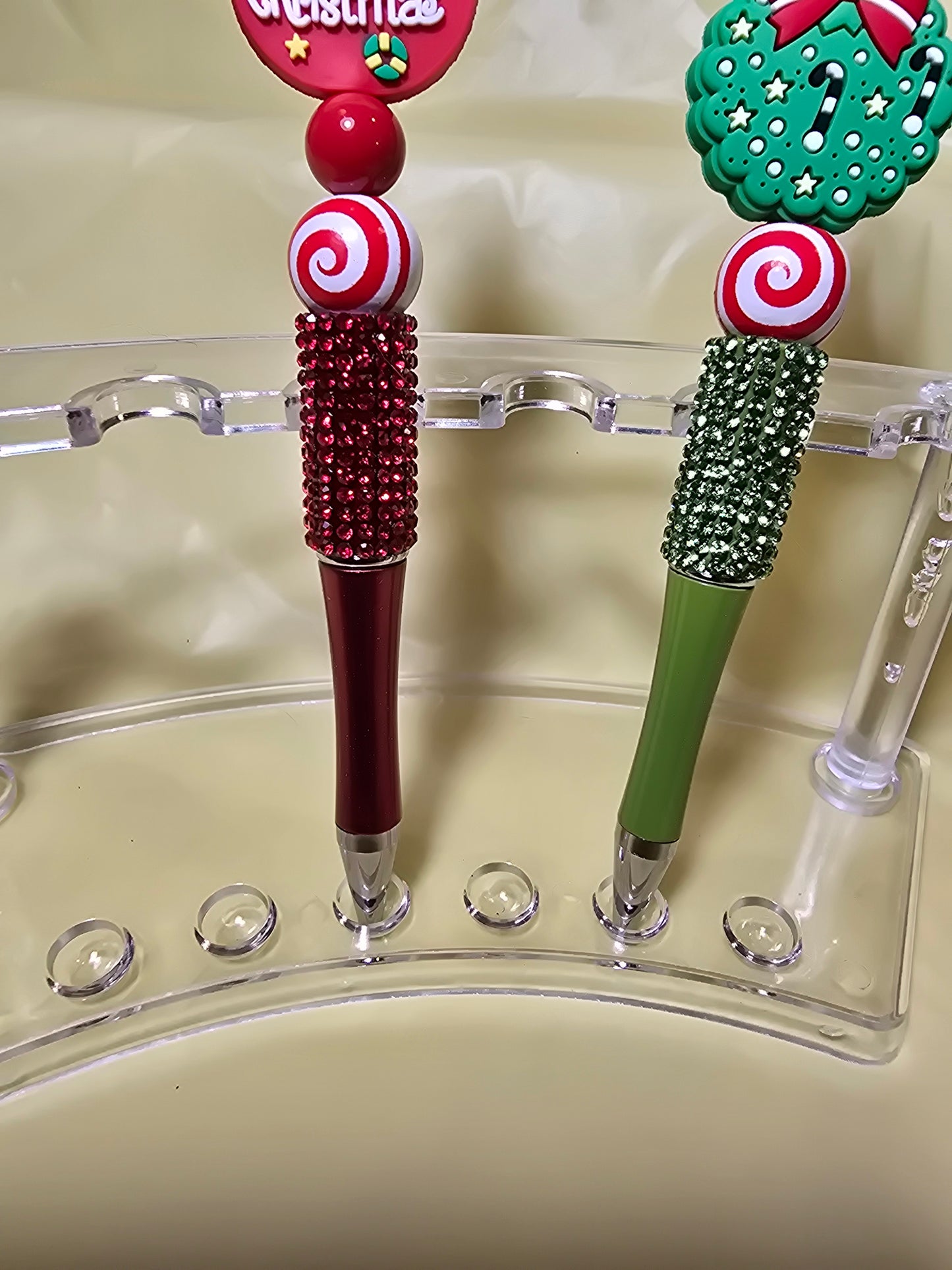 Sparkly Christmas pens