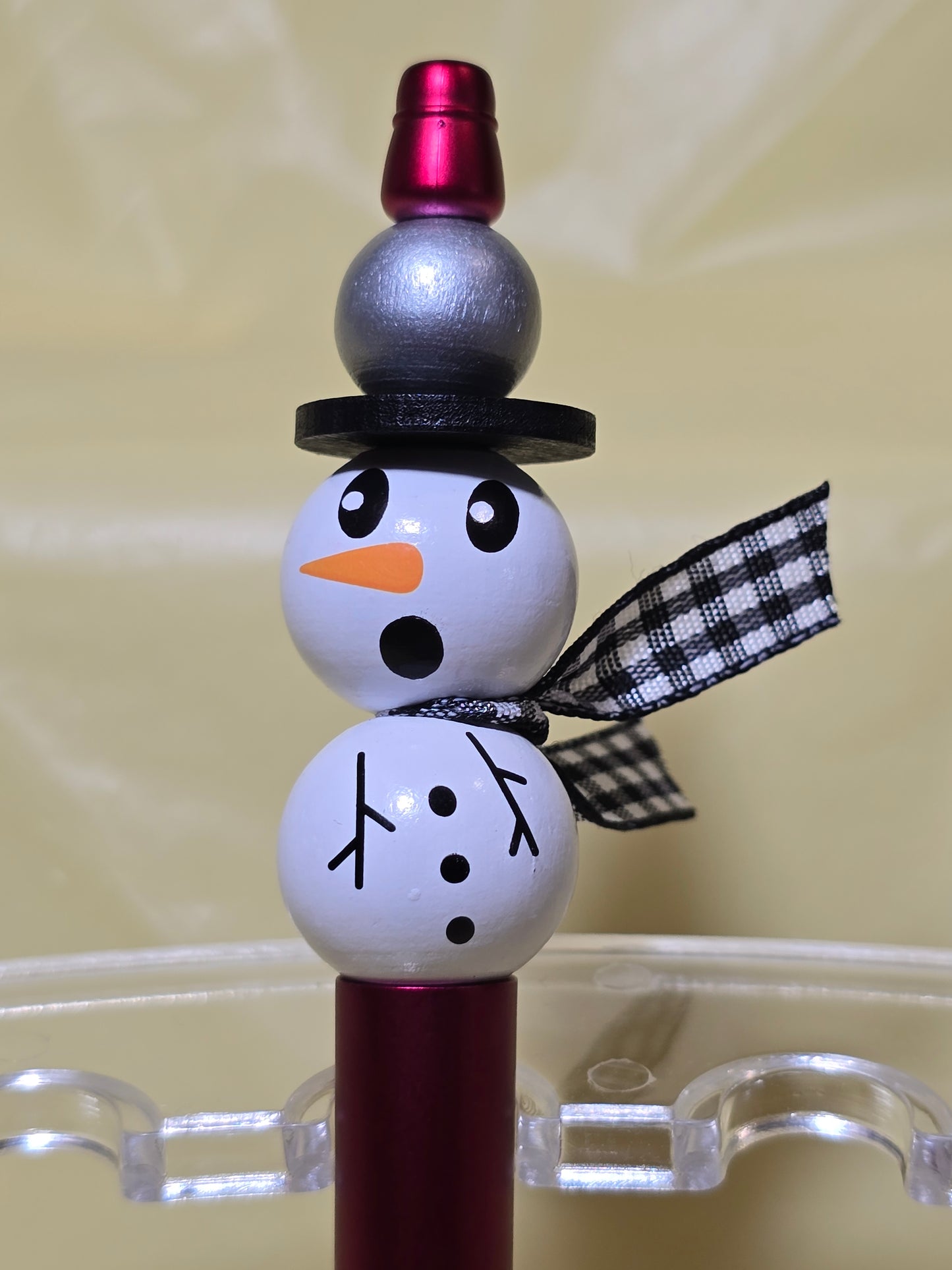 Snowman pens