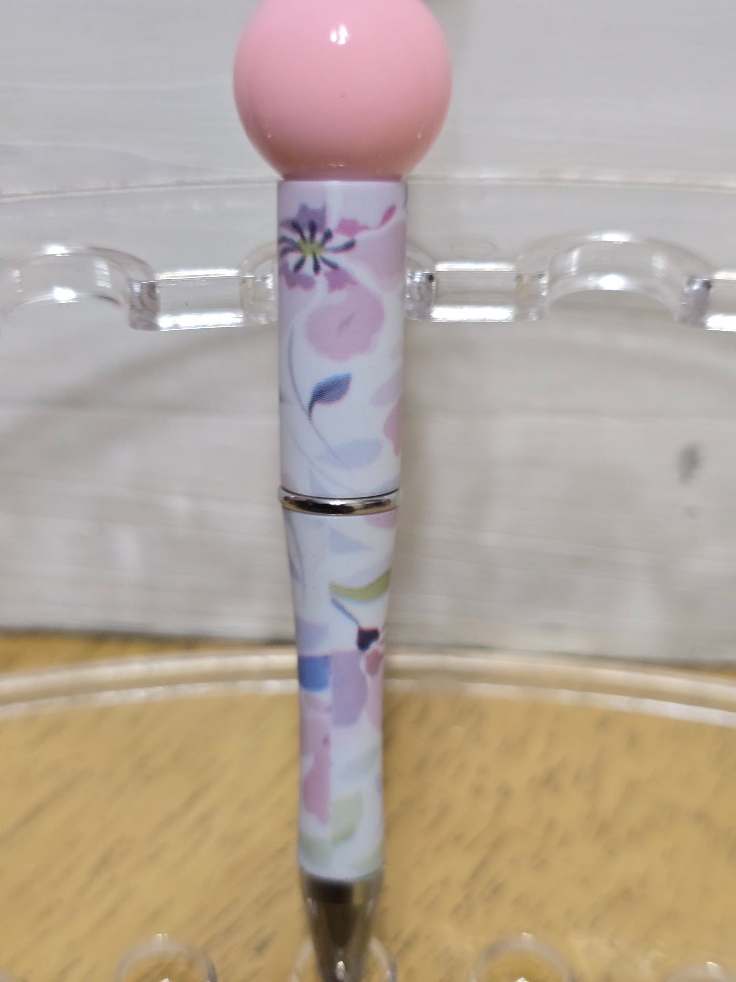 Beaded mouse pens
