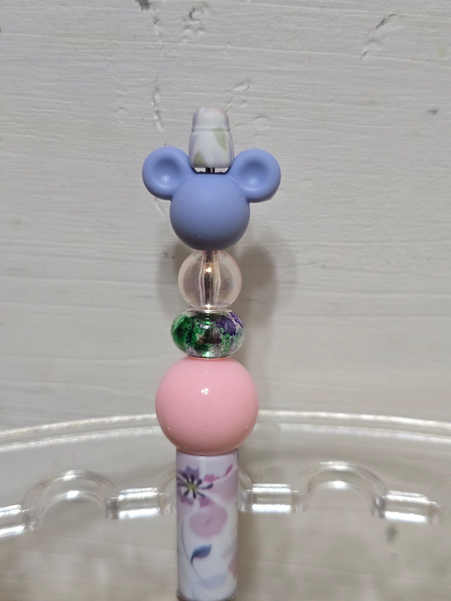 Beaded mouse pens