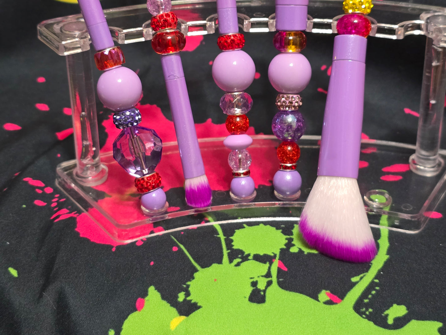 Bubblegum beaded makeup brushes