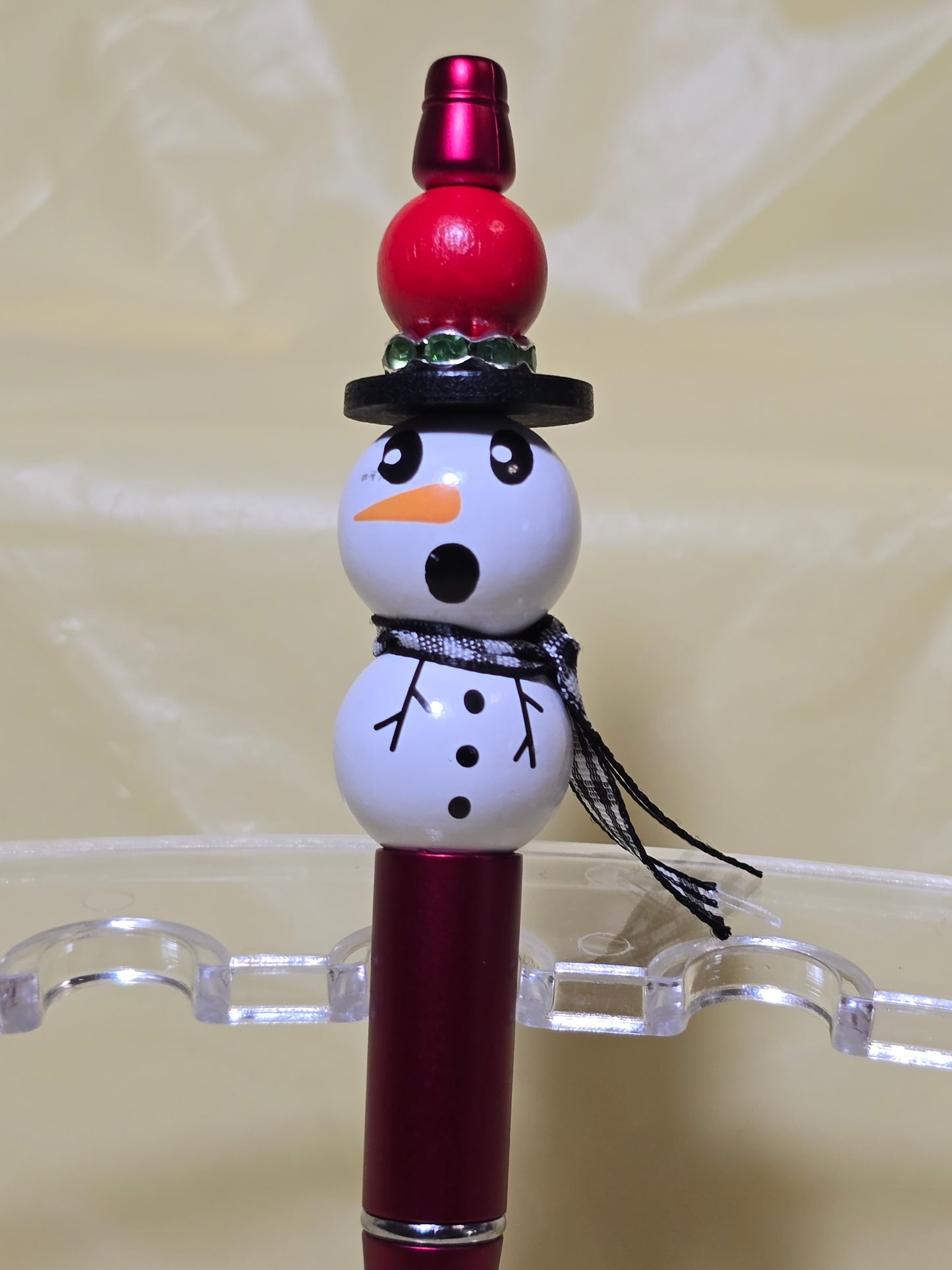 Snowman pens