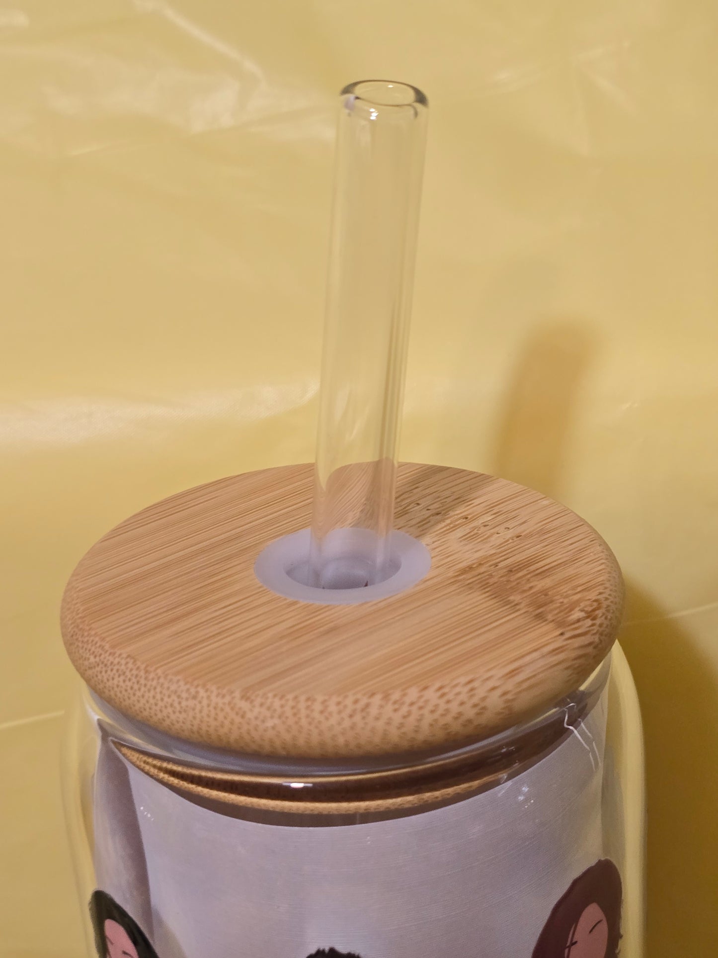 16 oz glass cups w/ bamboo lid and glass straw (Friends)