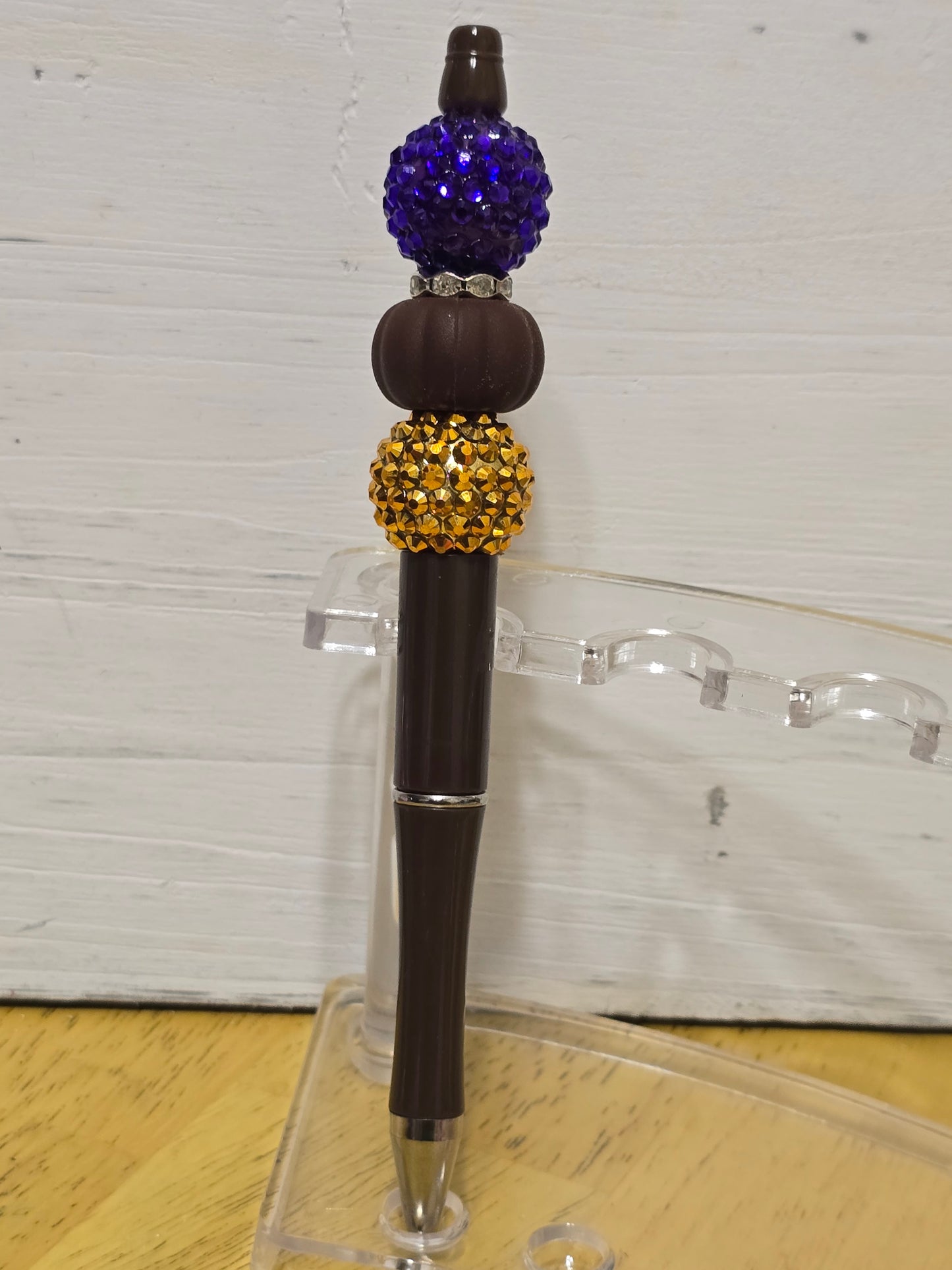 Bubblegum beaded pens