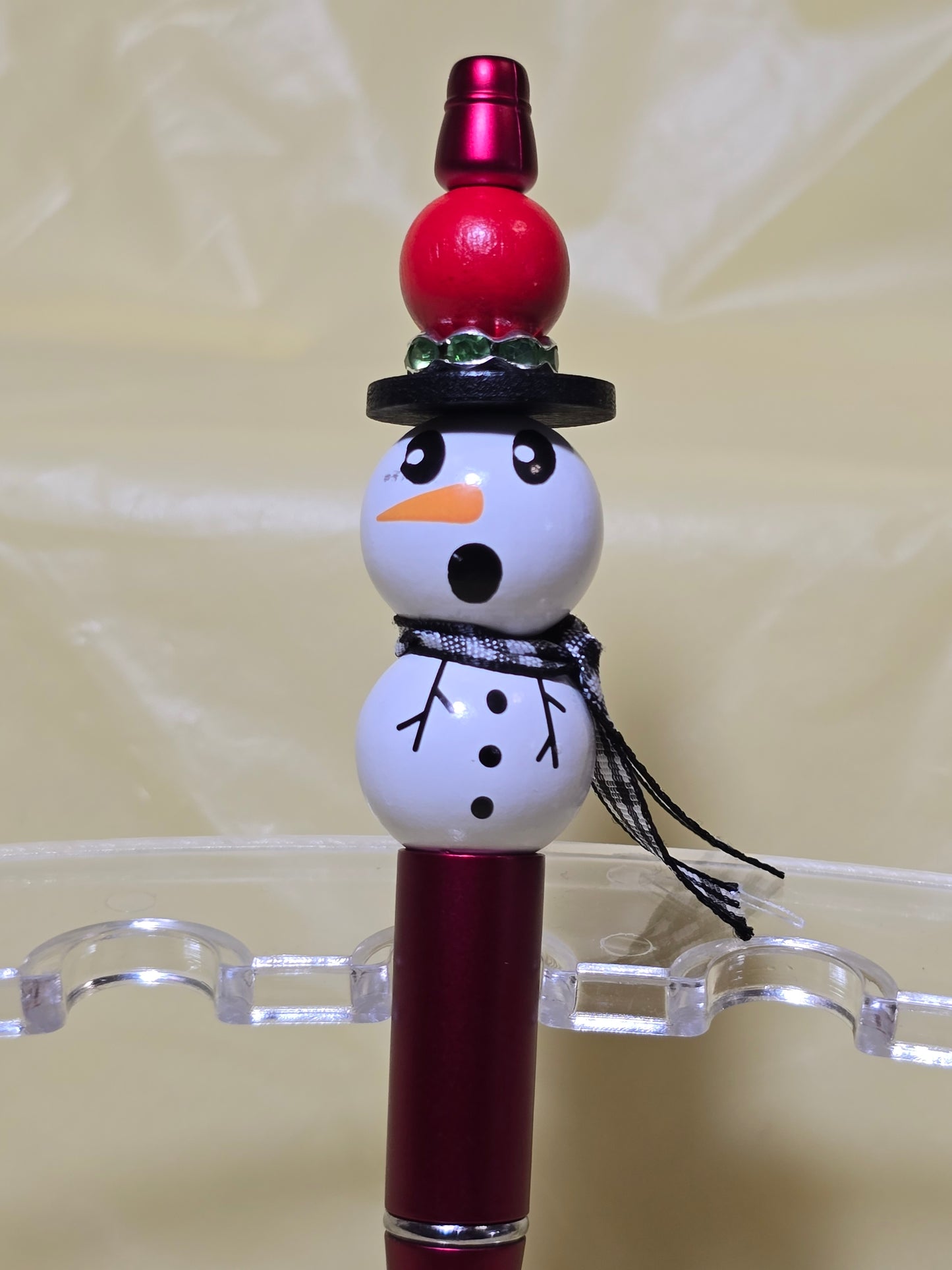Snowman pens