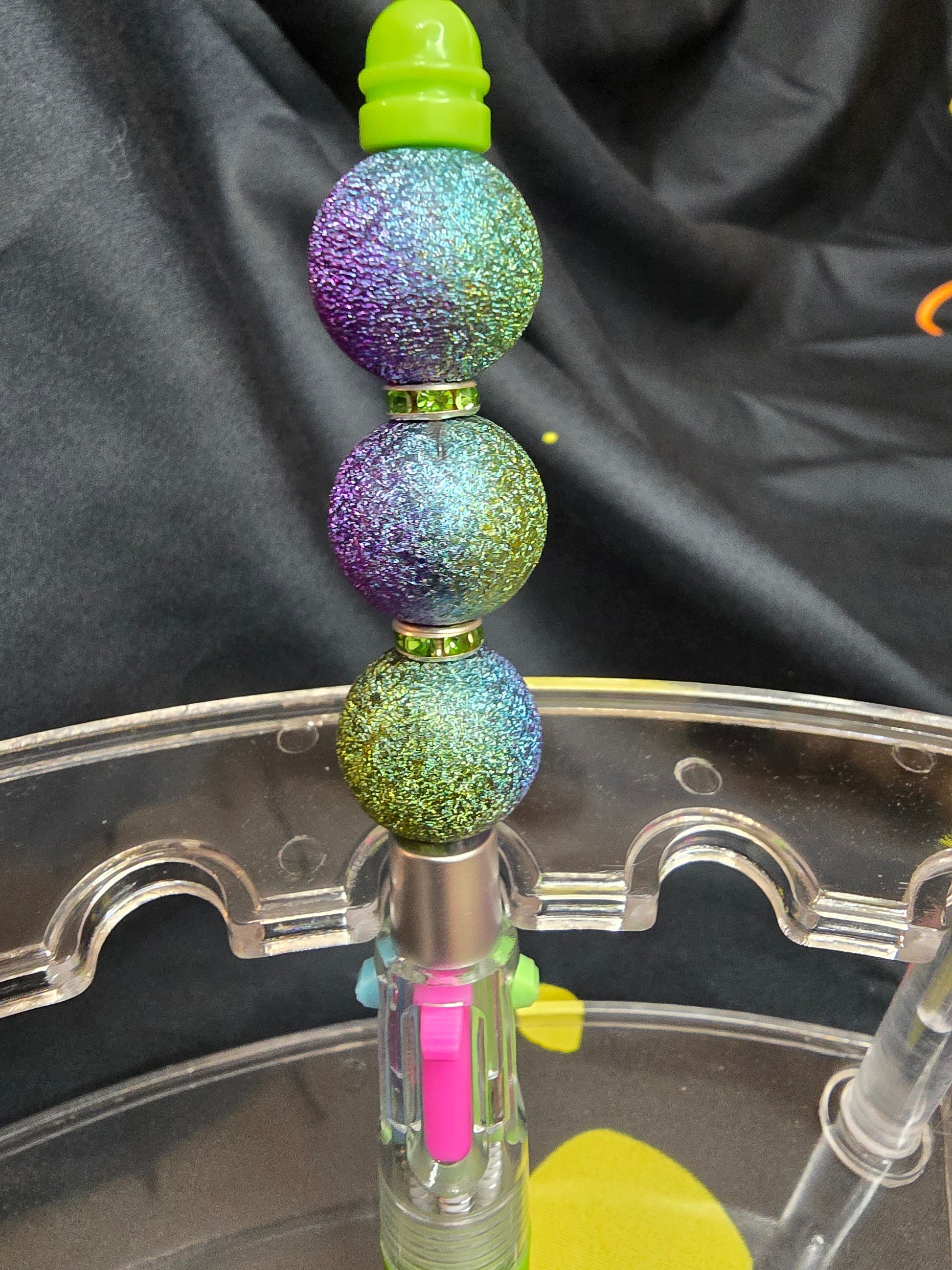 Multi-ink bubblegum beaded pens