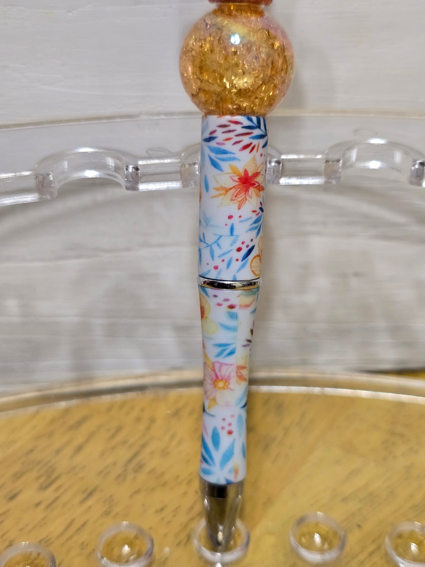 Beaded mouse pens