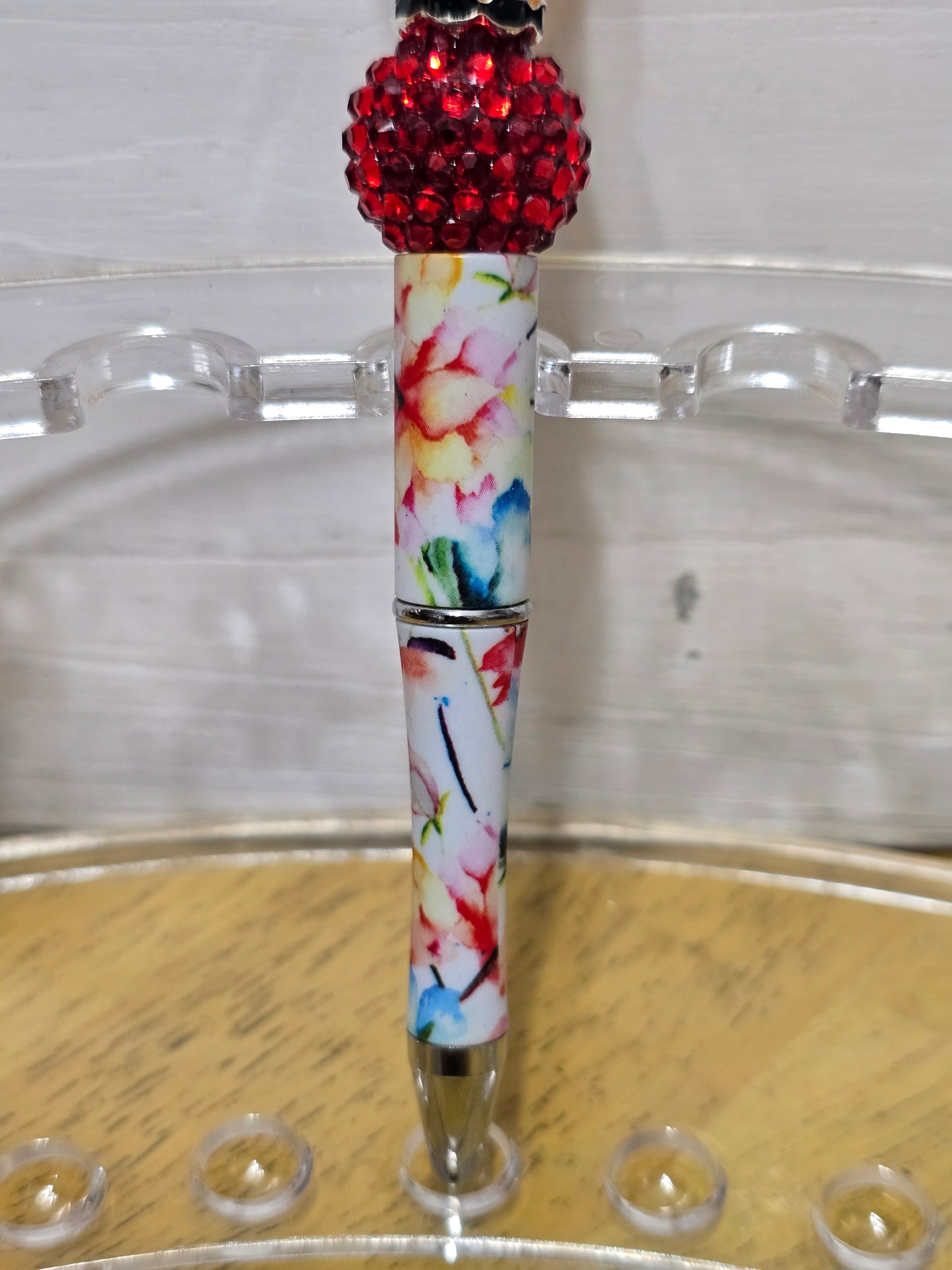 Beaded mouse pens