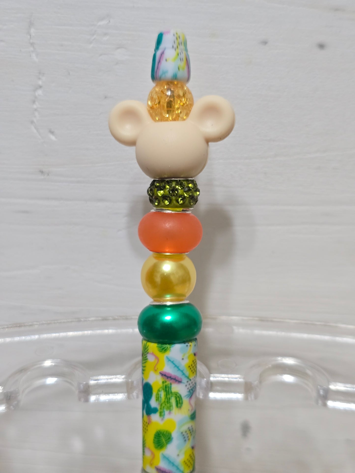 Beaded mouse pens