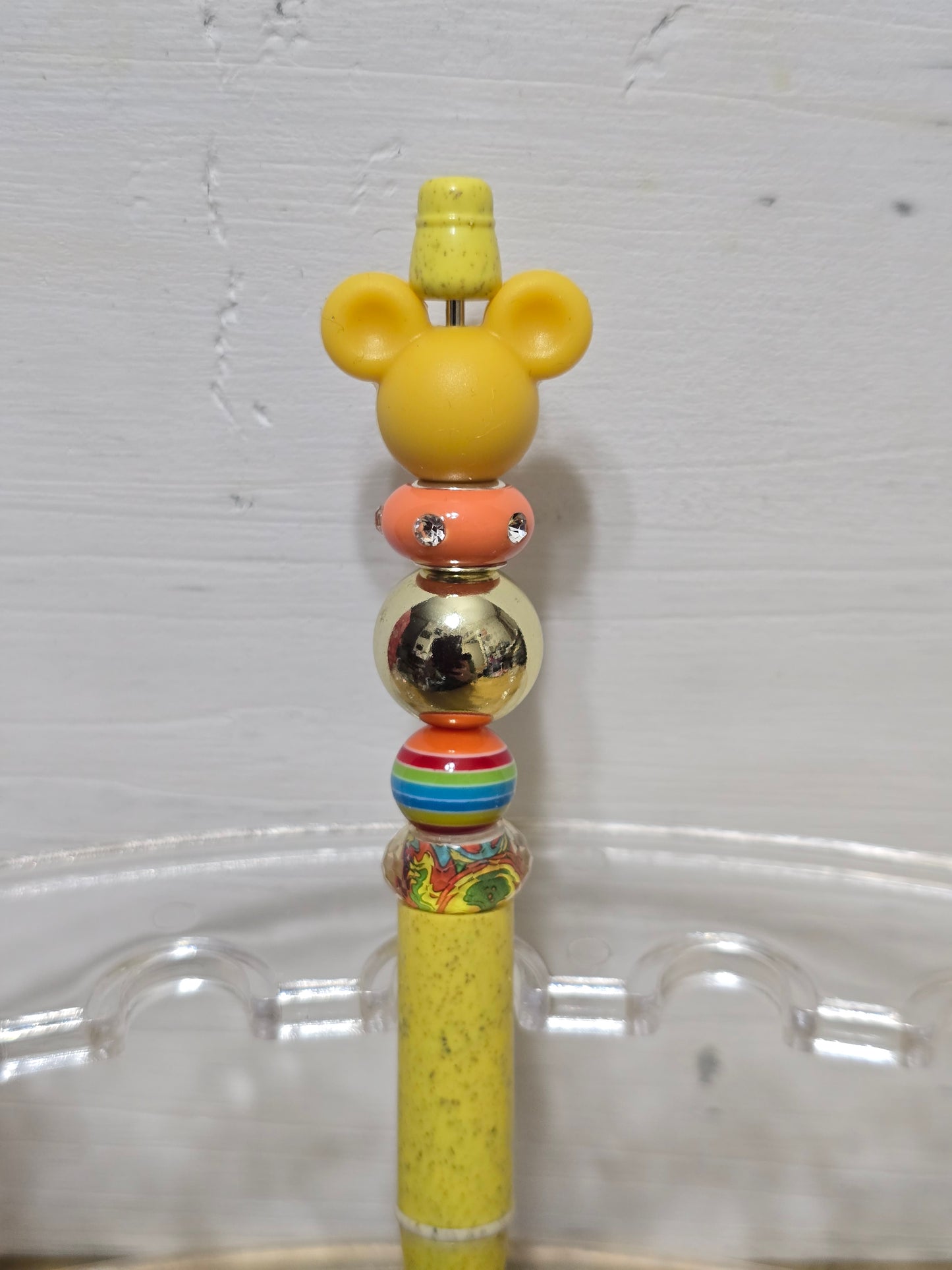 Beaded mouse pens