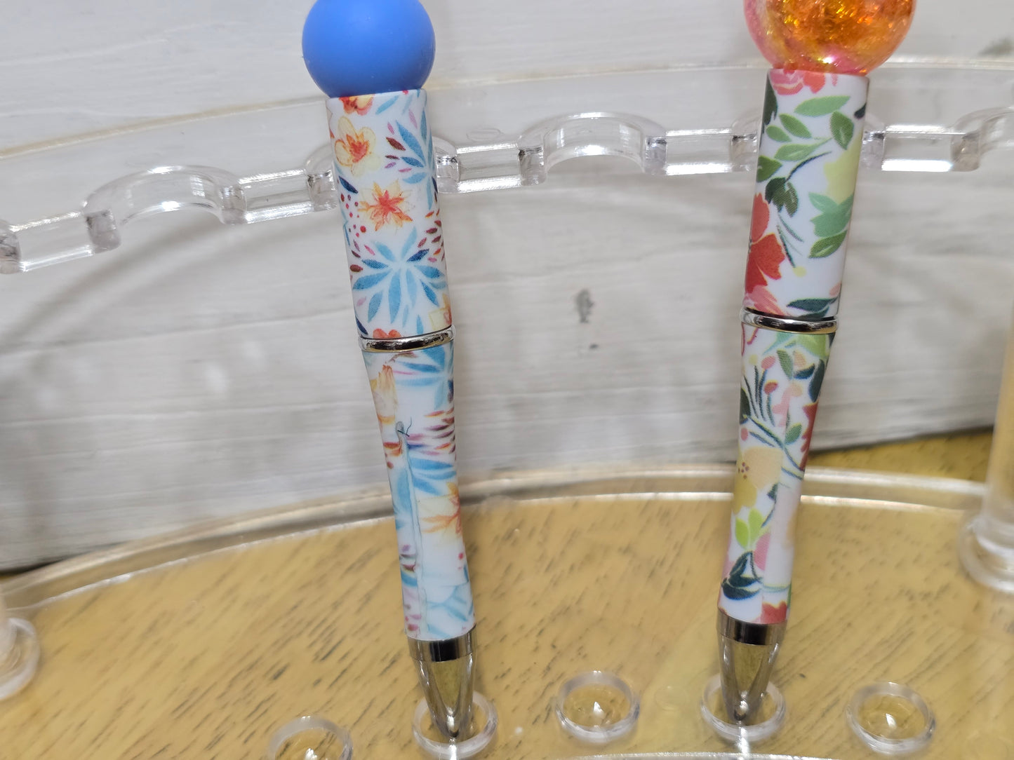 Beaded mouse pens