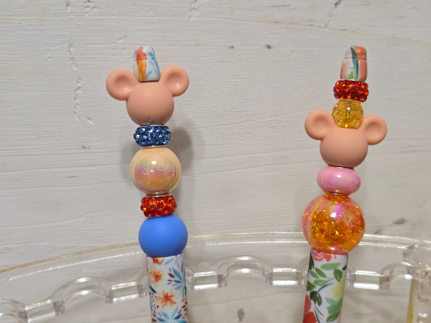 Beaded mouse pens