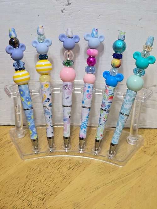 Beaded mouse pens