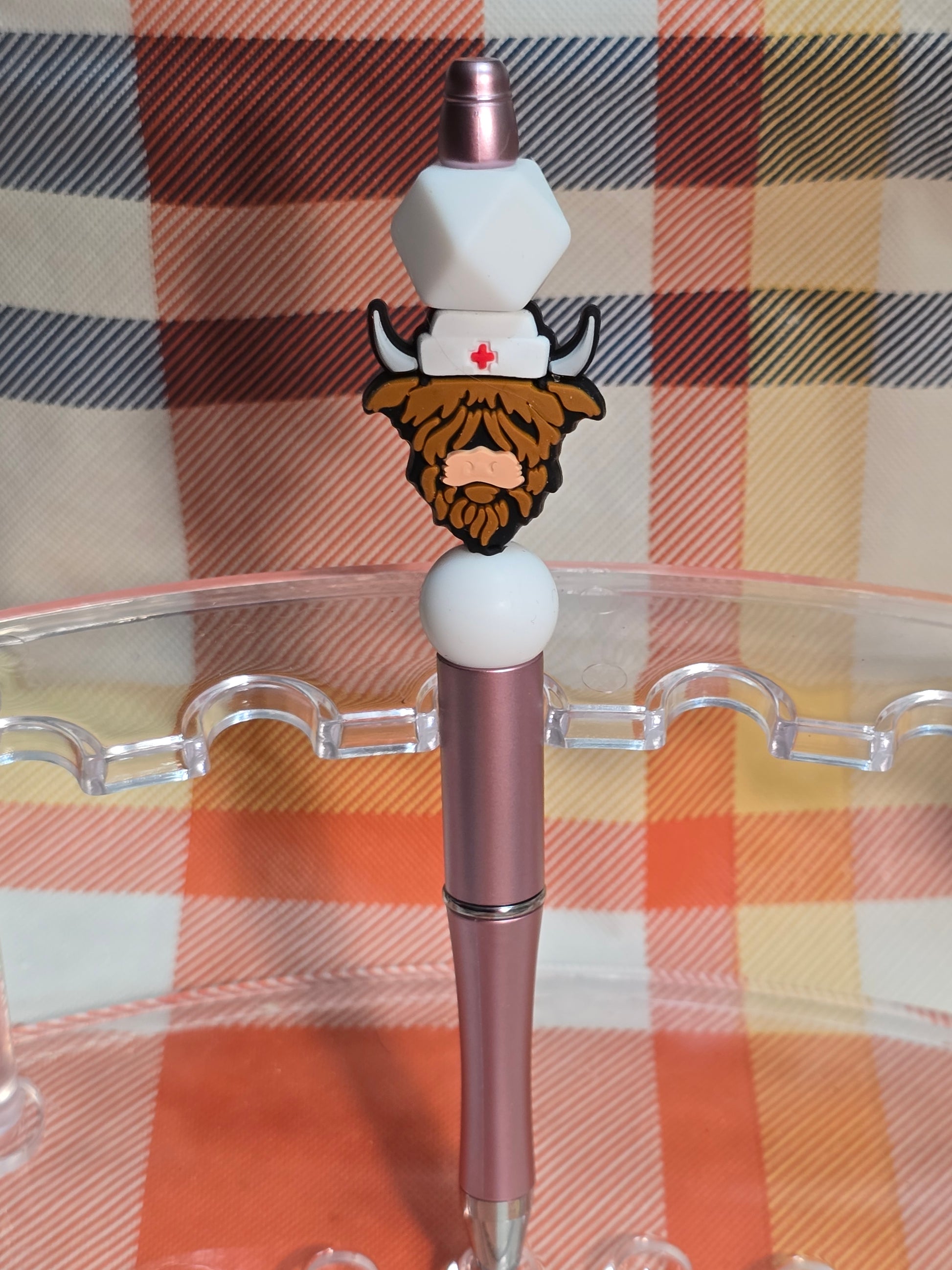 Bubblegum beaded pens