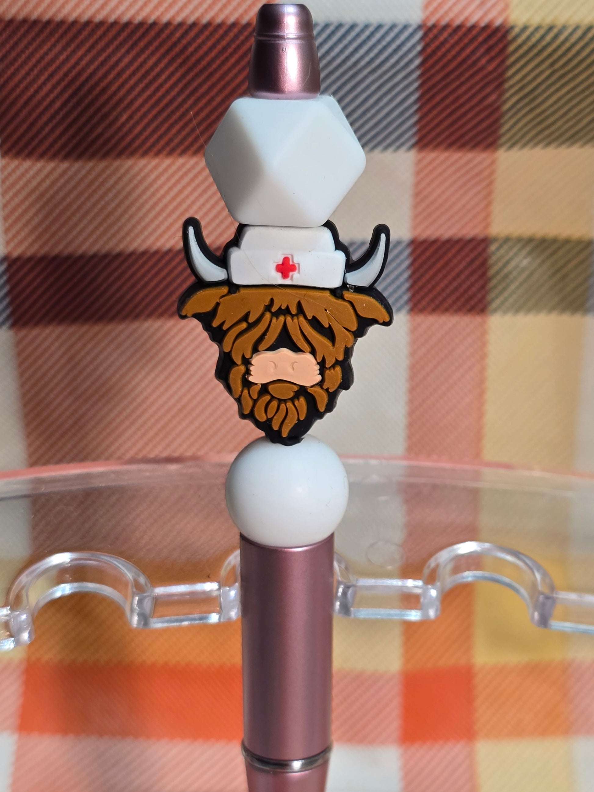 Bubblegum beaded pens