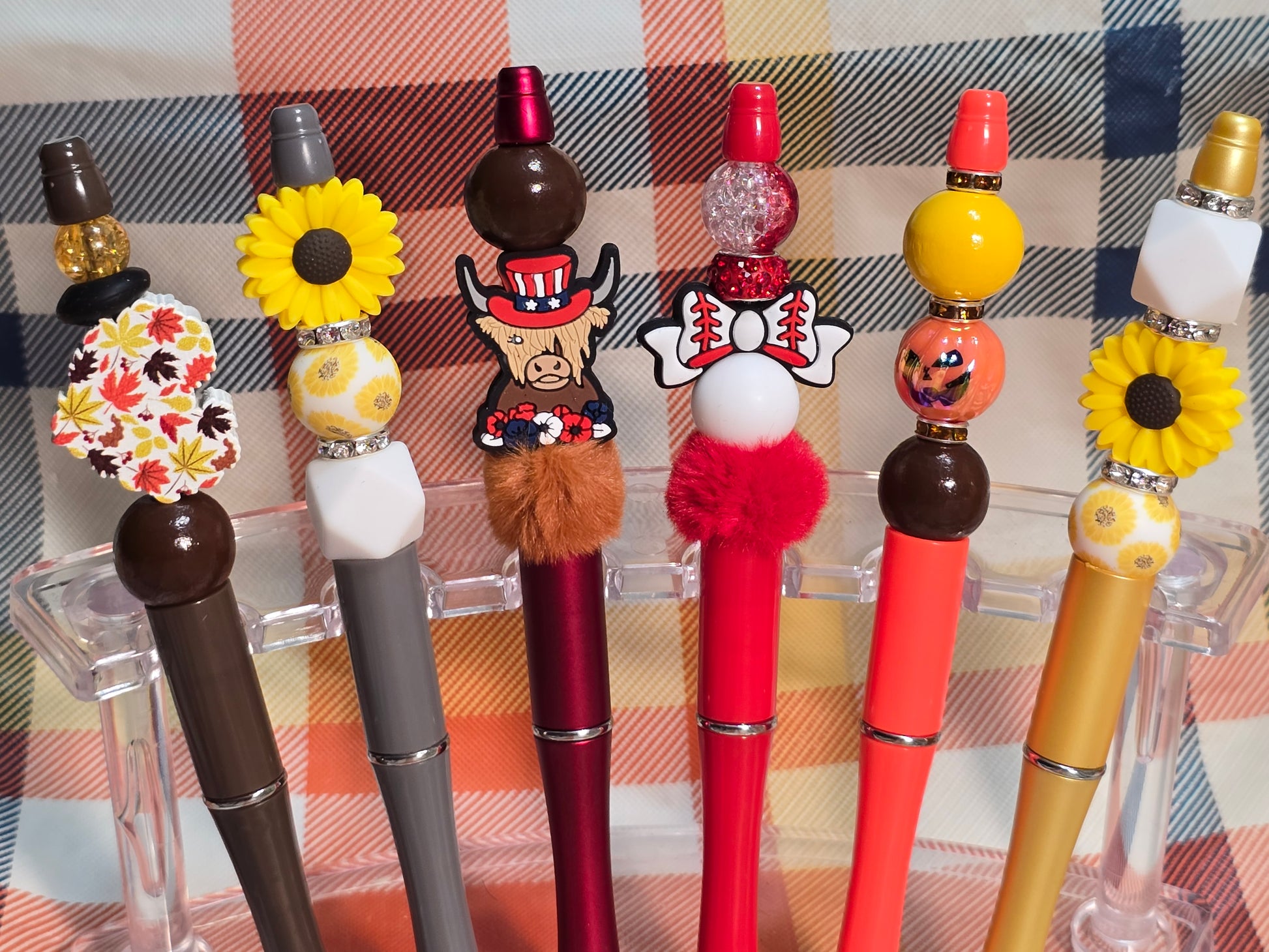 Bubblegum beaded pens