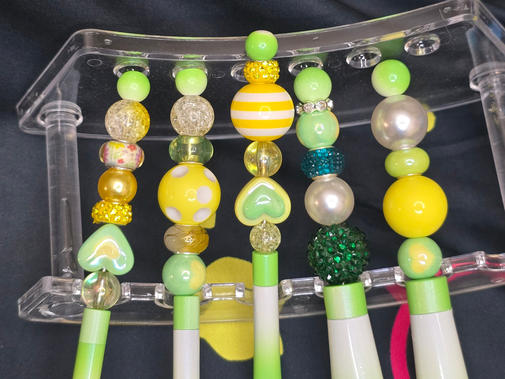 Bubblegum beaded makeup brushes