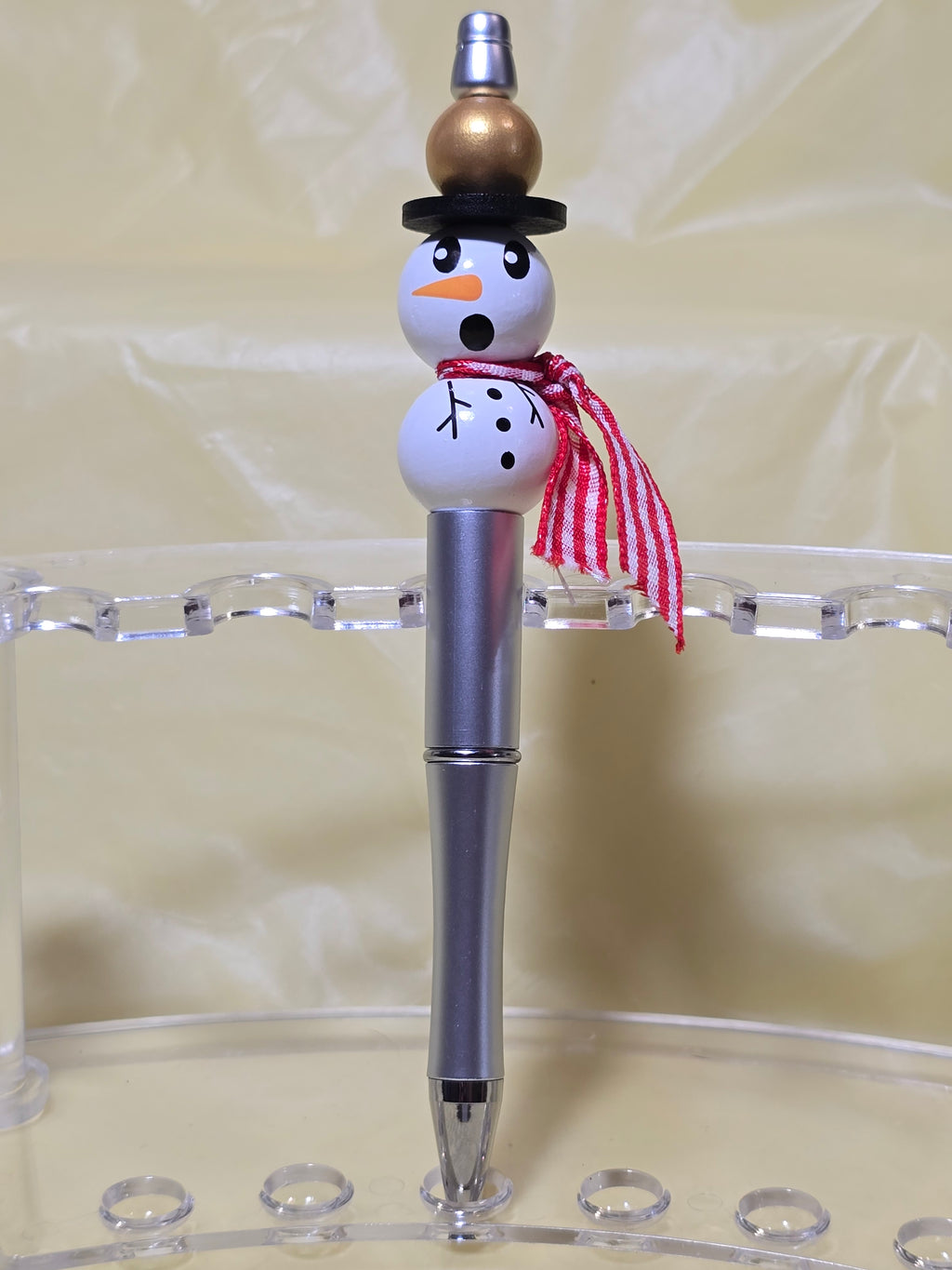 Snowman pens