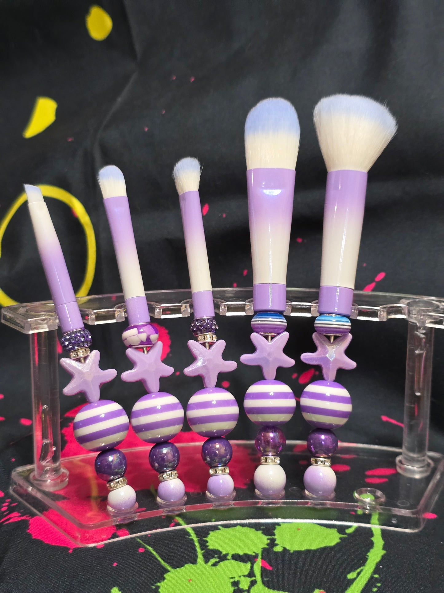 Bubblegum beaded makeup brushes