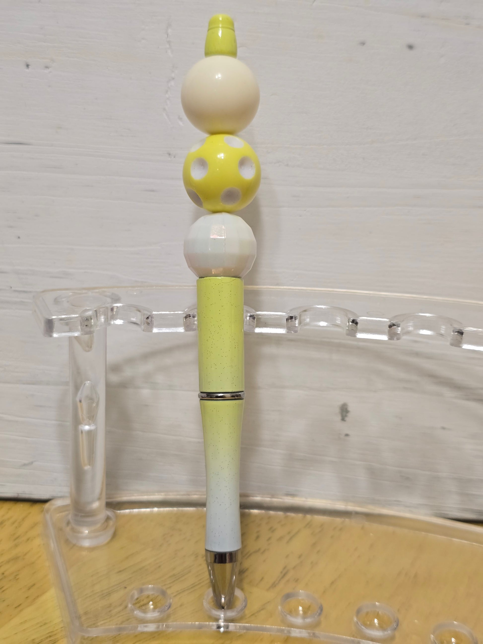 Bubblegum beaded pens