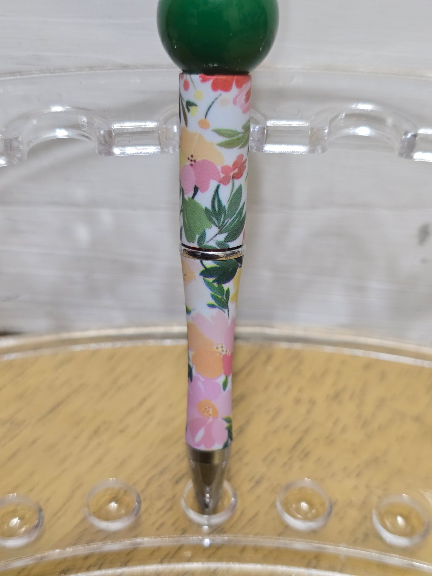 Beaded mouse pens