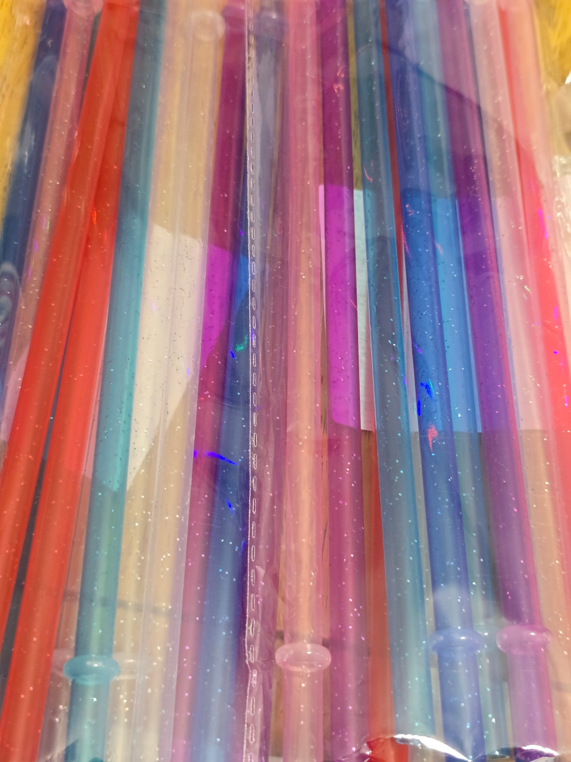 Plastic sparkly straws