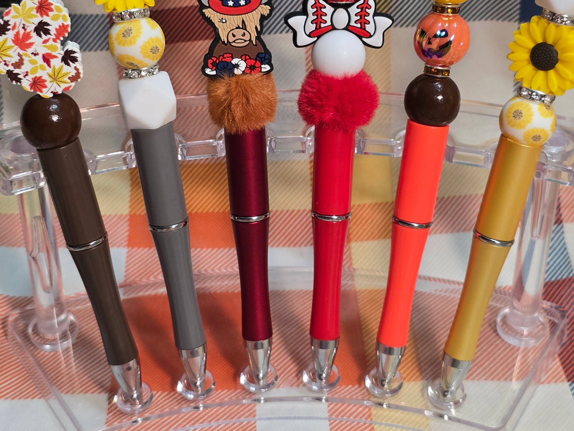 Bubblegum beaded pens