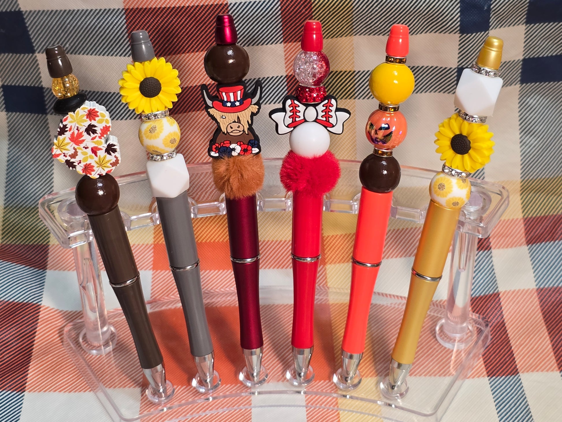 Bubblegum beaded pens