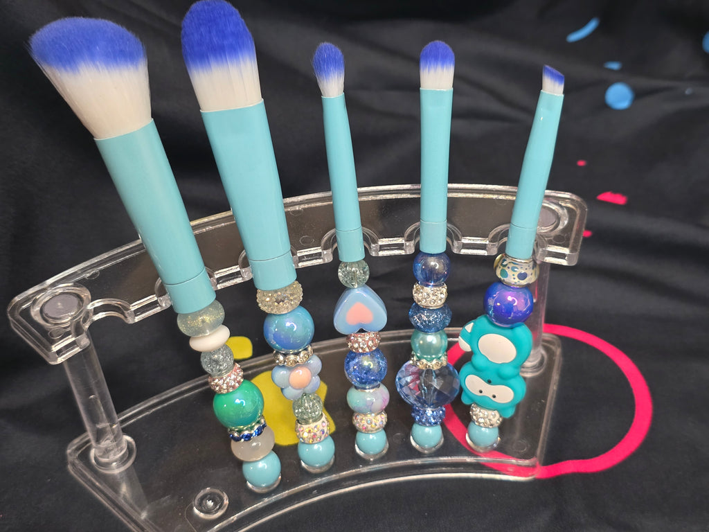 Bubblegum beaded makeup brushes