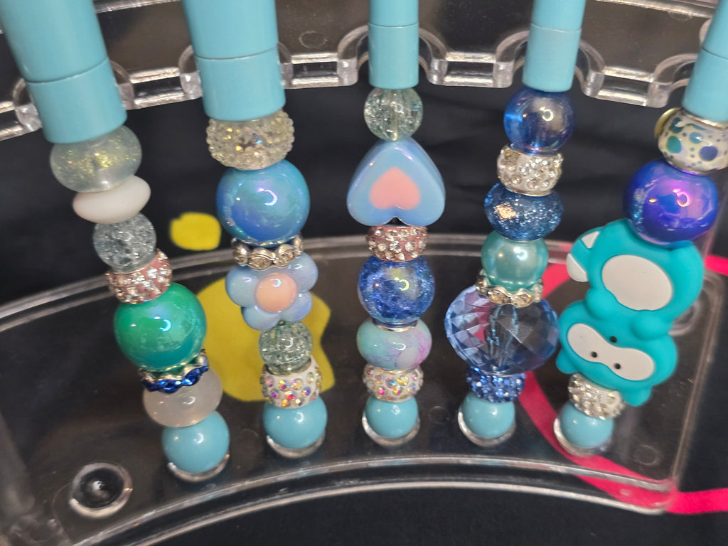 Bubblegum beaded makeup brushes